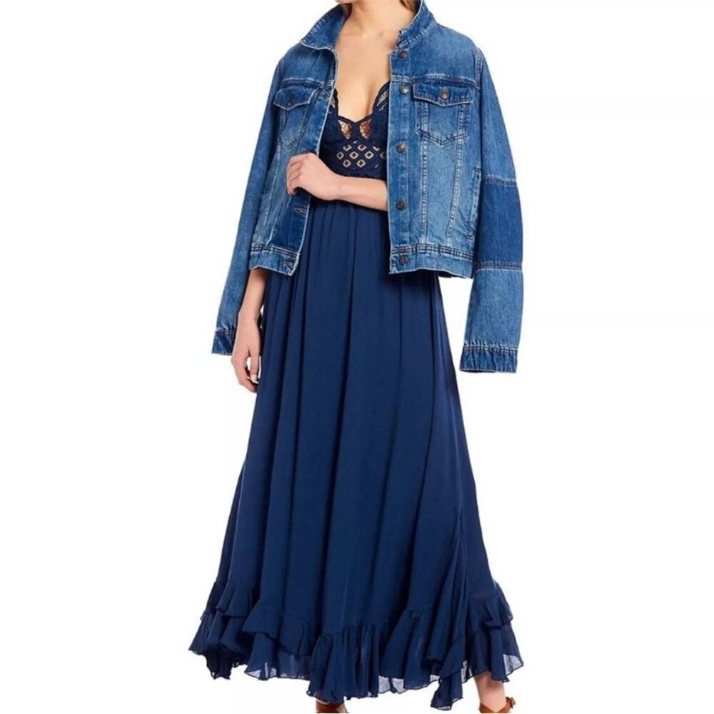 FREE PEOPLE *NWT* Adella Crochet Maxi Dress in Midnight Blue/Navy Size XS - Picture 5 of 11